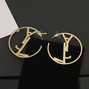 Huggie Large Hoop Earring Womens Designer Earrings Gold Hoops Huggie Designers Jewelry Men Aretes Y Dangle Luxury Earings orecchin