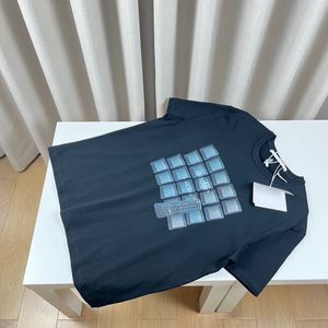 USAスタイルテレビリモートコントロール印刷ティーデザイナーTシャツ春夏カジュアルファッションスケートボード男性女性Tシャツ24SS 0113