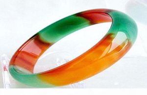 Hela äkta Asia Red Green Natural Jade Bangle Armband inuti 64mm68mm7596360