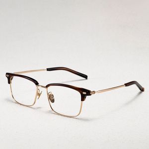 Optische Brillen für Männer und Frauen, Retro-Designer, M122, modische Titan-Fiberglas-Rahmen, europäische und amerikanische quadratische Anti-Blaulicht-Linsenplatte mit Box