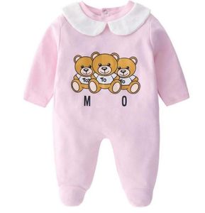 Vendita al dettaglio neonato 2 pezzi set bambino con berretto in cotone orso stampato tuta tute toddle neonato bambini abiti firmati1064278