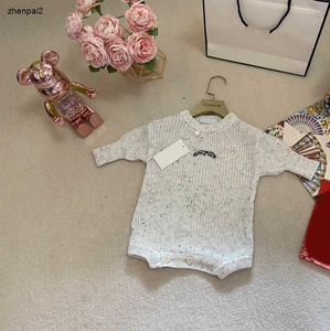 Luxury spädbarn jumpsuits färgglada spotdesign pojkar flickor stickade bodysal storlek 70-100 nyfödd baby crawling kostym jan10