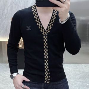 Herrtröjor Luxury Spring och Autumn Men's Solid Color Business Casual tröja Trendiga halsringningsdesignmönster broderad kofta asiatisk storlek M-3XL