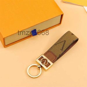 Cherry Key Chain Designer Keychain Wallet Women Gift Leather Lover Keychains Letters Antique Gold Plated Keyring Designers Keychaines GQU8