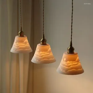 Pendant Lamps Japanese Style Zen Ceramic Small Chandelier Homestay Living Room Bedside Lamp Mountain Shadow Bedroom Brass Led Lights