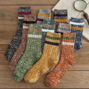 Çoraplar Erkekler Tüp Çoraplar Sonbahar ve Kış Erkek Çorapları Japon Retro Ter-Absorban Deodorant Kalın Ins Socks Erkekler 240113