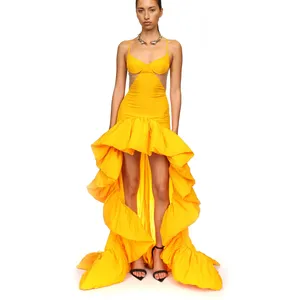 Sıradan Elbiseler 2024 Fırıltılı Tafta Yüksek Düşük Resmi Elbise Altın Sarı Spagetti Kayışları Balo Partisi Gala Durum Kesme