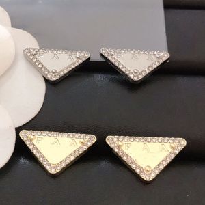 Damski trójkąt uszy złoto plisowane luksusowe diamentowe kolczyki projektant logo logo damskie dar urok kolczyki klasyczny projekt nowa wysokiej jakości biżuteria z pudełkiem