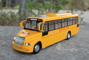 Legeringsbussmodell Yellow School Bus Toys High Simulation with Sound Head Lights KID039 Gåvor som samlar heminredning 7866677