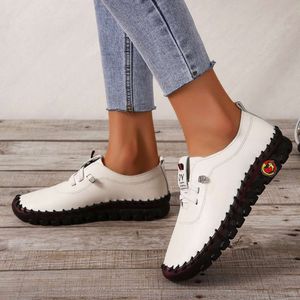 Klädskor sneakers kvinnor skor loafers snörning läder platt ny vår 2024 avslappnad bekväm mamma sko mujer zapatos chaussure femme