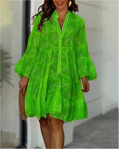 Vestidos casuais oco para fora para mulheres verão outono elegante vintage sólido vestido de renda com decote em v solto bordado vestidos praia mini