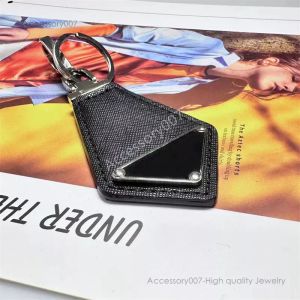 desigenr jewelry Luxury Designer Keychain Multi Color Triangle Key Chain Brand Classic Vintage Keychain Mens Womens High Quality Bag Pendant Accessories Gift