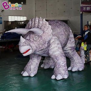 Partihandel 8m lång (26ft) med fläktad utomhusgigant uppblåsbar djur dinosaurie tecknad triceratops modeller för evenemangsreklam zoo dekoration