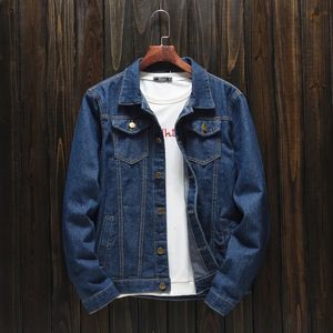 Mäns vårens höstmodeller stor storlek denimjacka koreansk version av den smala trenden enkel jacka mode casual topp jeans coat 240113