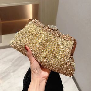 Bling Rhinestone Evening Bag Luxury Dress Clutch Wedding Bride Handväska Shiny Designer Party Pleated Dinner Long Purse XA764H 240125