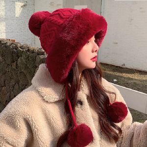 Pompom Kış Şapkaları Wome Earmuffs için Kışla Kulaklı Şapka Polar Çizgili Kız Örgü Bonnetler Sevimli Bayanlar Kulak Beanies Cap 240113