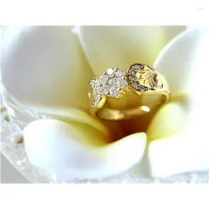 Pierścienie klastra 2024 Trend Mikro-inkro-inkro-inkroluje Full Rhinestone Cydron Flowers Modelowanie słodkie dla kobiet zestawy biżuterii żeńskie pierścień bijouterie