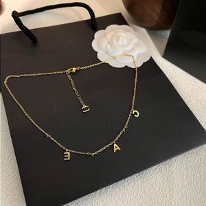Luxury Designer Fashion Necklace Choker Chain 925 Silver Plated 18K Gold Plated Stainless Steel Letter Pendant Necklaces For Women Jewe Aira