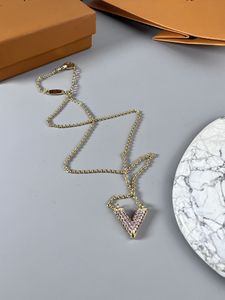 Vintage Pendant Necklace Copper 18K Gold Plated Pink Crystal Big Alphabet Letter V Charm Short Chain Choker For Women Jewelry