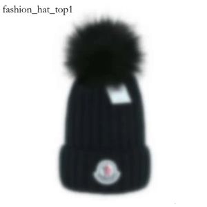 Monclair Beanie Hat Luxo Top Quality Fashion Hat Designer Masculino e Feminino Casual Esporte Chapéus Outono e Inverno Lã Malha Cap Quente Cashmere White Fox Hat 2279