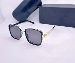 2024 Hochwertige Luxus-Designer-Sonnenbrille mit Polaroid-Linse für Damen, seitliches Logo, schwarze Sonnenbrille, neue Goggle, Senior-Brille, mit Buchstaben besetzte Diamant-Sonnenbrille