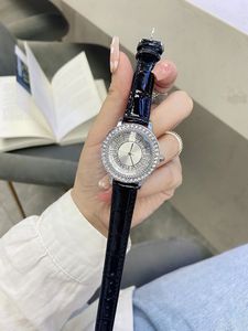 Fashion Fashion Luxury Wath's Watch 32 مم حركة الكوارتز 904 سلسلة مراقبة الفولاذ المقاوم للصدأ SHL