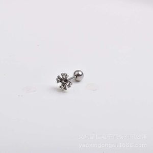 女性用の高級ブランドデザイナーイヤリングCh Chromes Cross Jewerlry Zircon Titanium Steel Jewelry New Heart Ear Ring Girl Earsud Valentine Gift AHJP