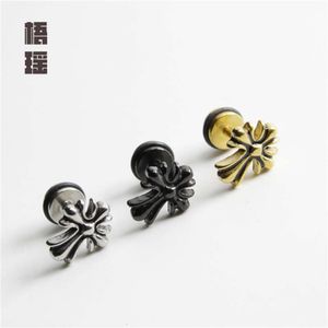 女性用の高級ブランドデザイナーイヤリングCh Chromes Cross Jewerlry Titanium Steel Men's Trendy Heart Ear Ring Girl Eardrop Earstudバレンタインギフト無料配送