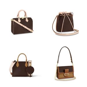 Gratis frakt högkvalitativ varumärkesdesigner Kvinna väska handväska tote handväska kvinnor damer axelväskor