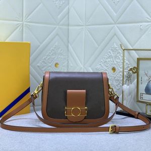 Borse firmate Borsa a tracolla Moda Cinture doppie Mini Cross Body Borse tote di lusso Lady Hobo Borsa tote liscia in metallo Pochette casual Borsa con tracolla San Valentino