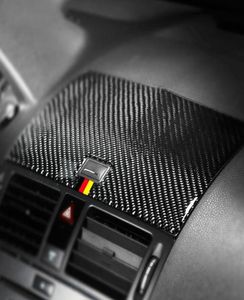 Interni in fibra di carbonio Adesivo per auto Pannello di navigazione per auto Decal Trim Cover per Mercedes W204 Classe C 2007-2010 Accessori auto6150979