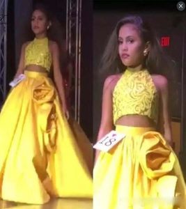 Two Pieces Yellow Pageant Girls Dresses Top Lace Skirt Satin With Rose Ruffles A Line Flower Girls Dress For Weddings Kids Party G5337231