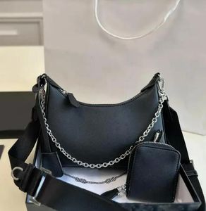 2005Designer Handbag Nylon Crossbody Bag Classic ثلاث قطع مجموعة من محفظة الكتف الإبط للسيدات