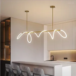 Lâmpadas pendentes Minimalista Postmodern Art El Long Strip Dimmable LED Candelabro para Café Centro Mesa Cozinha Decoração Bar Luminária