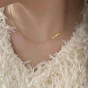 Simple initial dainty pendant designer choker necklace 14K gold plated thin chain pendant choker light weight necklaces Jfuni