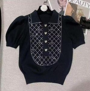 Yaz Kadın Tasarımcısı Yepyeni Örme Tişört Klasik Sıcak Fix Rhinestone Siyah Tees Moda Üstleri Pamuk Elastik Kısa Kollu Polos Kavur Yaka Tişört Tişörtleri