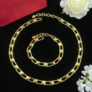 Luxus Designer Damen 18K Gold Armbänder Silber Kette Armband Halskette mit Buchstaben Logo Edelstahl Vergoldet Männer Handketten Modeschmuck Geschenk Party