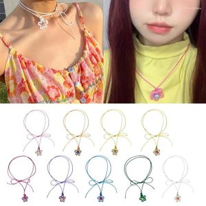 Pendant Necklaces Elegant Hollow Floral Collar Necklace Party Dress Up Jewelry Sweet Clavicle