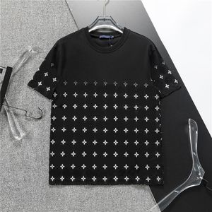 YY 2024 MENS Kvinnor Designers T Shirt Fashion Men P Casu