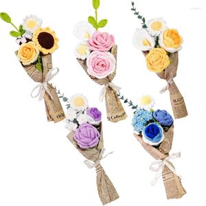 Decorative Flowers Handmade Simulation Bouquet Crochet Sunflower Rose Knitted Yarn For Home Decoration DIY Birth