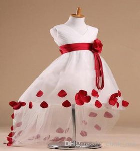 2017 Mais Recente Estilo Desinger Vestidos de Menina de Flor Padrões em Vneck Sem Mangas Alta Baixa Faixa Rosa Vestido de Flor Branca Com Vermelho P1822072