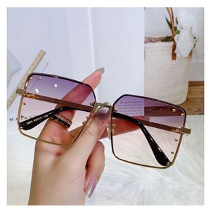 New Gradient Color Copying Trendy Cut Edge Large Frame, Women's Fashionable Sunglasses, Big Face Slimming, Street Photo Sunglasses