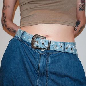 Gürtel Vintage Distressed Denim Schöne Mode Taillenbänder Hellblaue Frau Jeans Hosen Accessoires