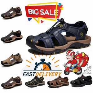 Sandali firmati Donna Donna Pelle di vitello Sandali papà Trapuntati Scarpe estive Piattaforma Appartamenti Tacco basso Zeppa Fibbia Sandalo Slip Beach Shose Infradito