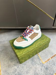 Designer casual skor tennis läderskor designer sneakers broderier lagre storlek lyxiga män webbband broderi lägenheter casual tränare för pojkar party stövlar