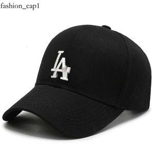 Cappello MLB Cappello Berretto Berretto di lusso Cappello da baseball di alta qualità di design NY Cappello unisex con lingua d'anatra Lettera Ricamo Tendenza Versatile Casquette Beanie Mls Cento canguro 80