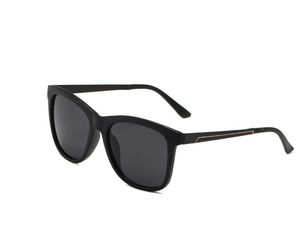 solglasögon populära designer kvinnor mode retro katt ögonform ramglasögon sommar fritid vild stil uv400 skydd kommer med case643