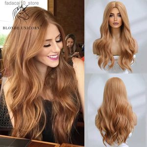 Syntetiska peruker Blond enhörning Syntetisk peruk Ljusbrun blondin Långt vågigt mittdel Hår Dagligen Natural Wavy Heat Resistant Fiber For Women Q240115