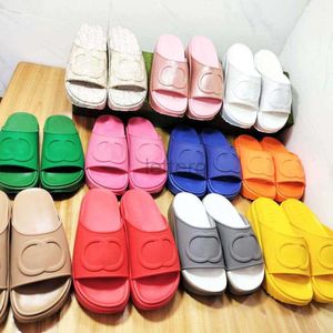 2024 New Designer Sandals Men Ladies Summer Rubber Beach Slippers Flat Thick Sole Bathroom Home Shoes black hole Safflower Comfortable