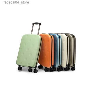 Resväskor Ny fällbar resesväskor Lätt rullande bagage 20/24/28 tum vagn Väskor Lösenord Sväskan på hjul Travel Bag Q240115